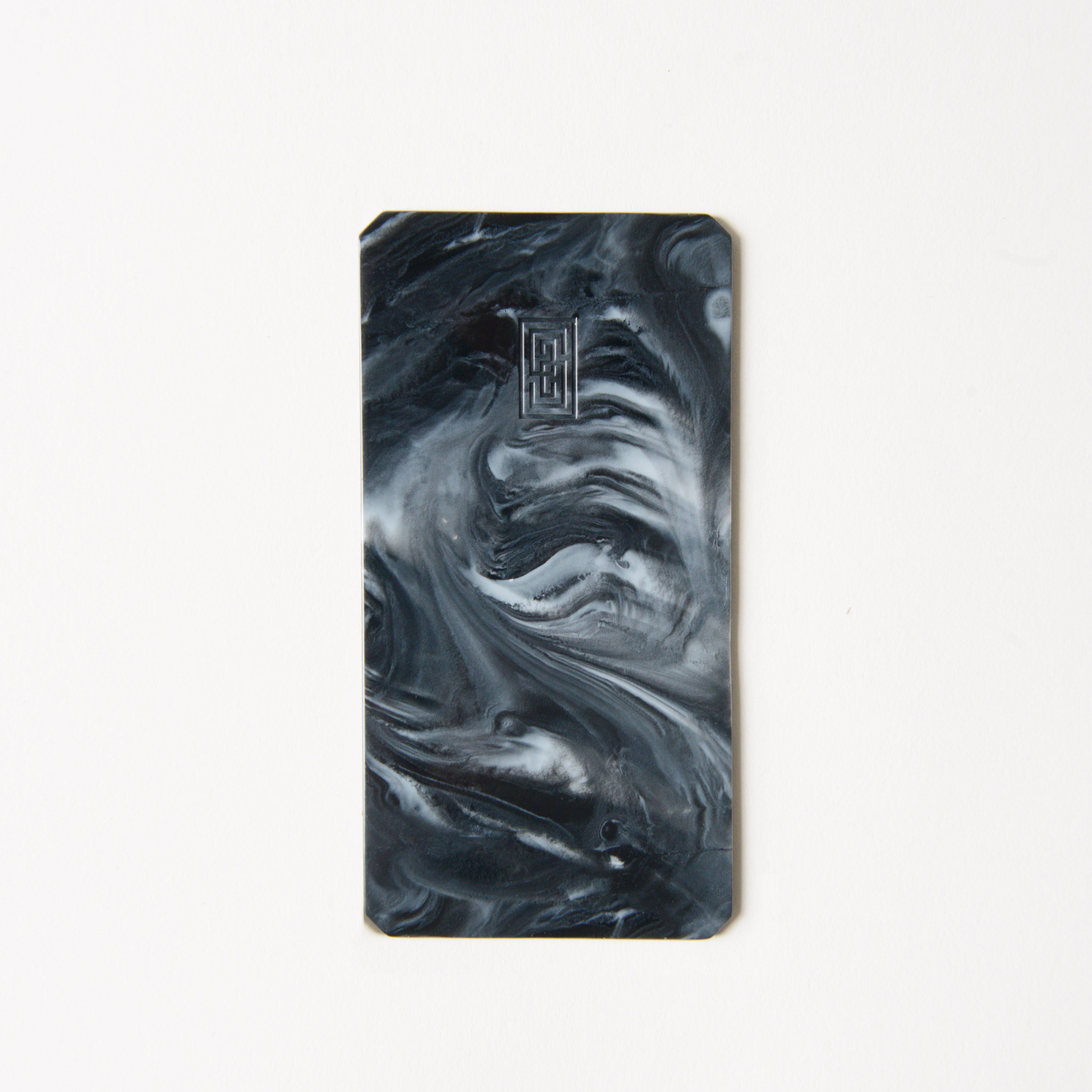 Plaque interne version Argent THE VERNEUIL CASE